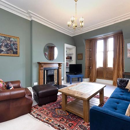 Joivy Old Town 1-Bed Apartment With Stunning Views Edimburgo Exterior foto